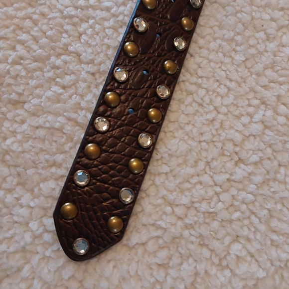 🌺 Like New Brown Leather & Studded Western Belt - Picture 9 of 14